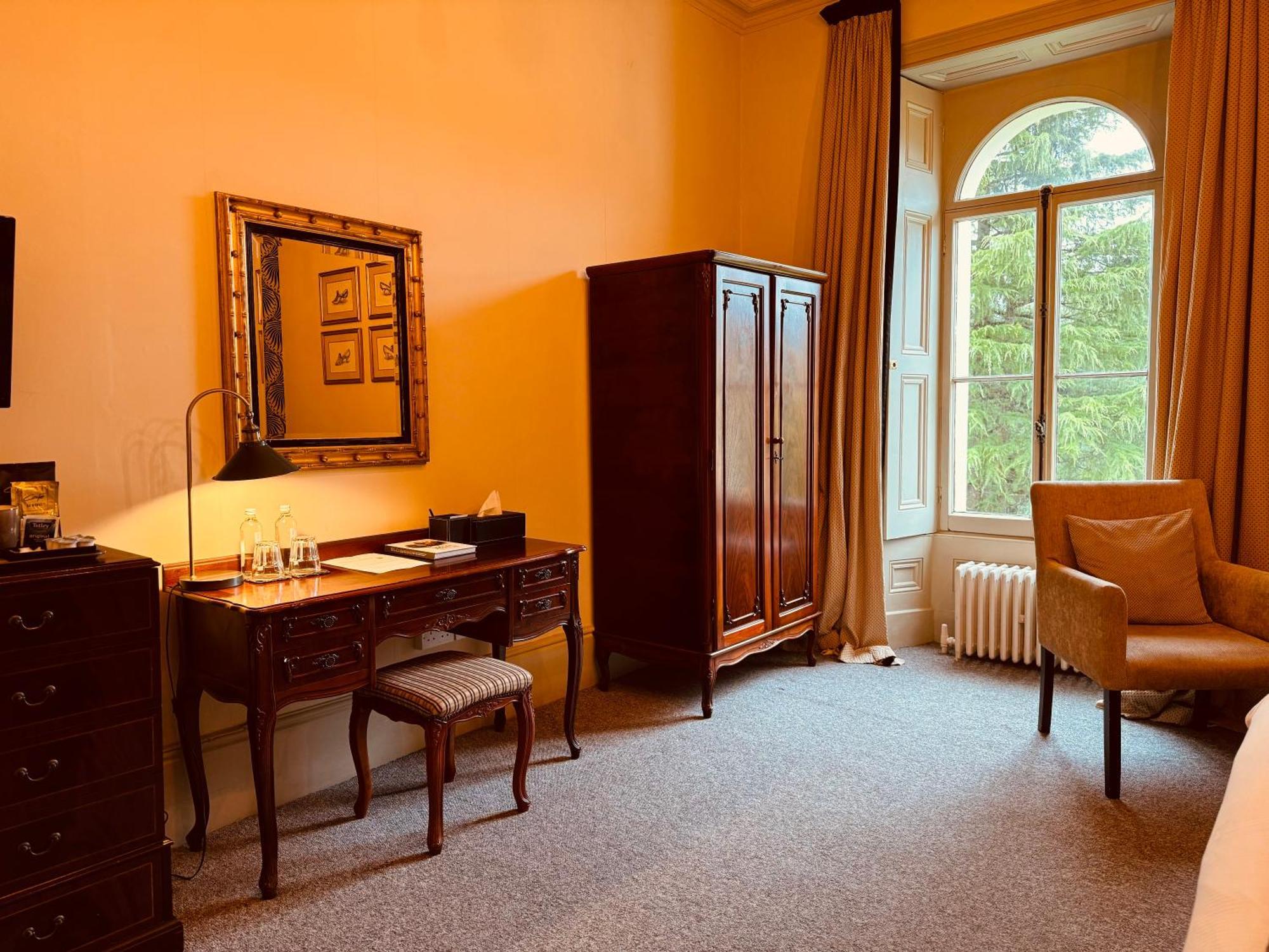 The Falcondale At Lampeter Bilik gambar