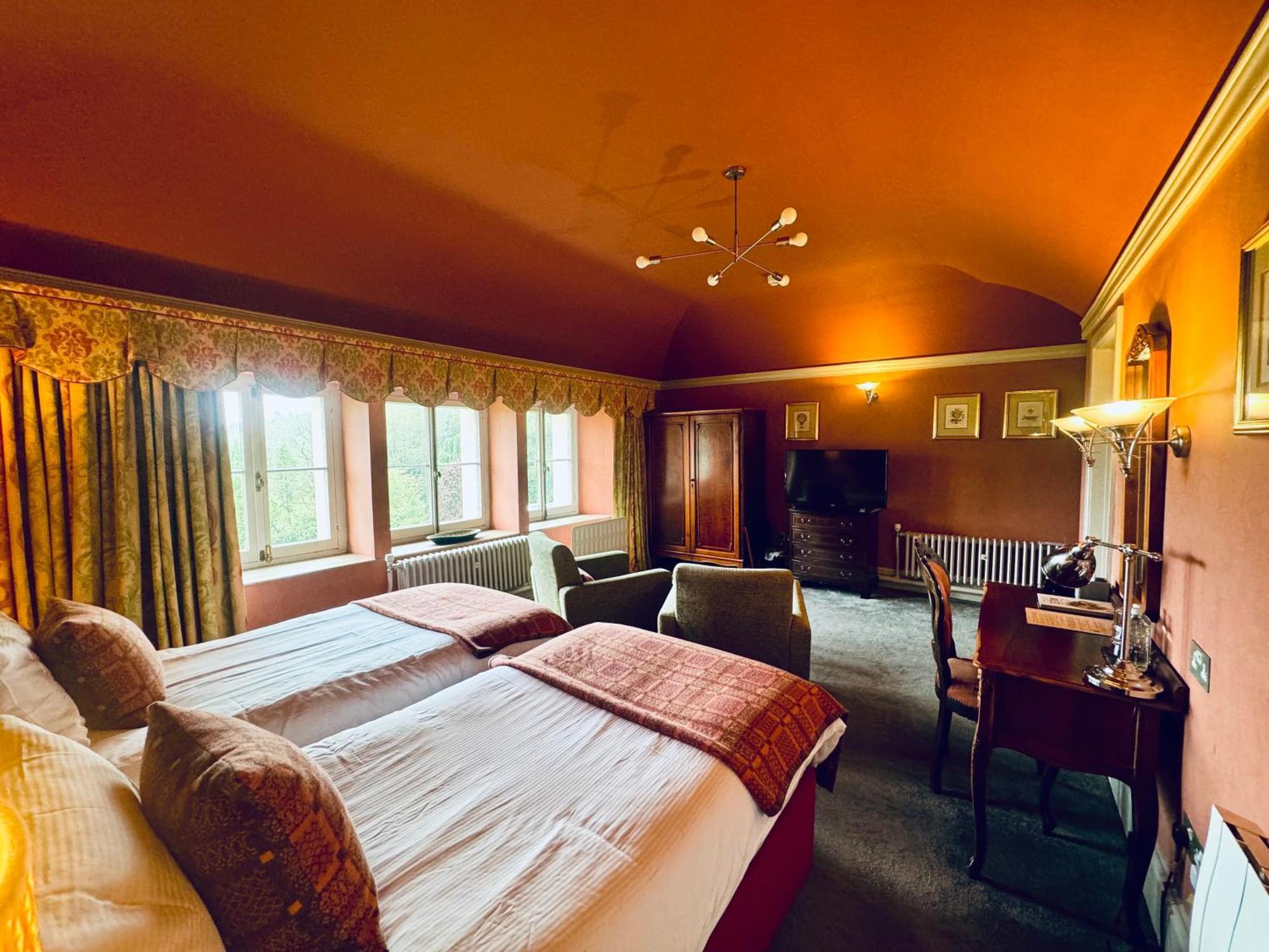 The Falcondale At Lampeter Bilik gambar